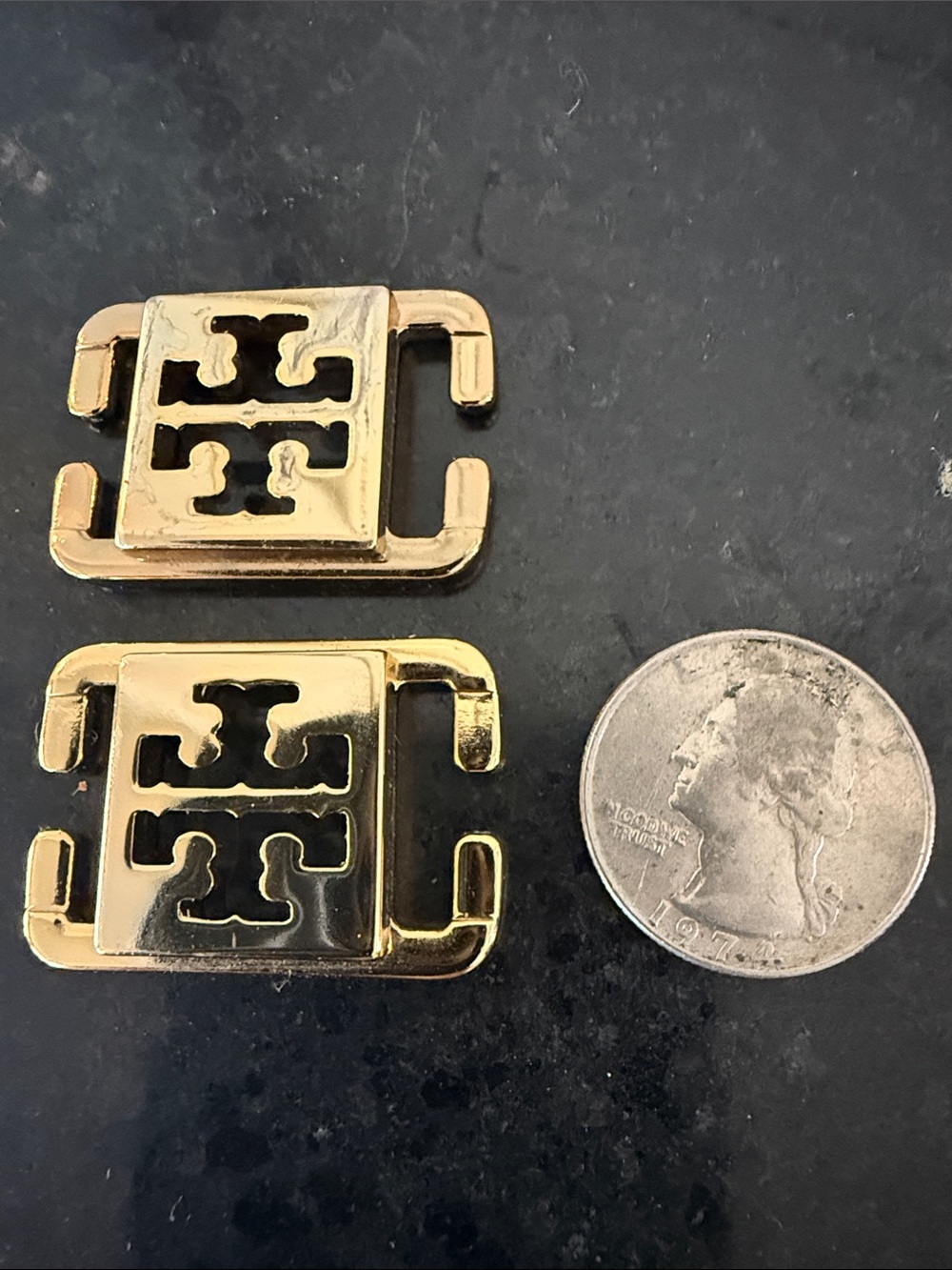 TURYBURCH gold color buckles can be used on shoes, purse accessories - Picture 9 of 9